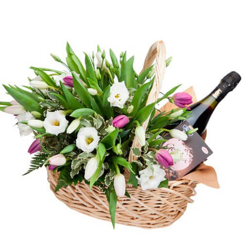 Корзина цветов "Весенняя фантазия"